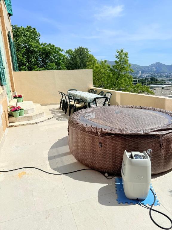 Duplex Bonheur Sun Vue dégagée Montagne et Mer avec Terrasse et Jacuzzi 2