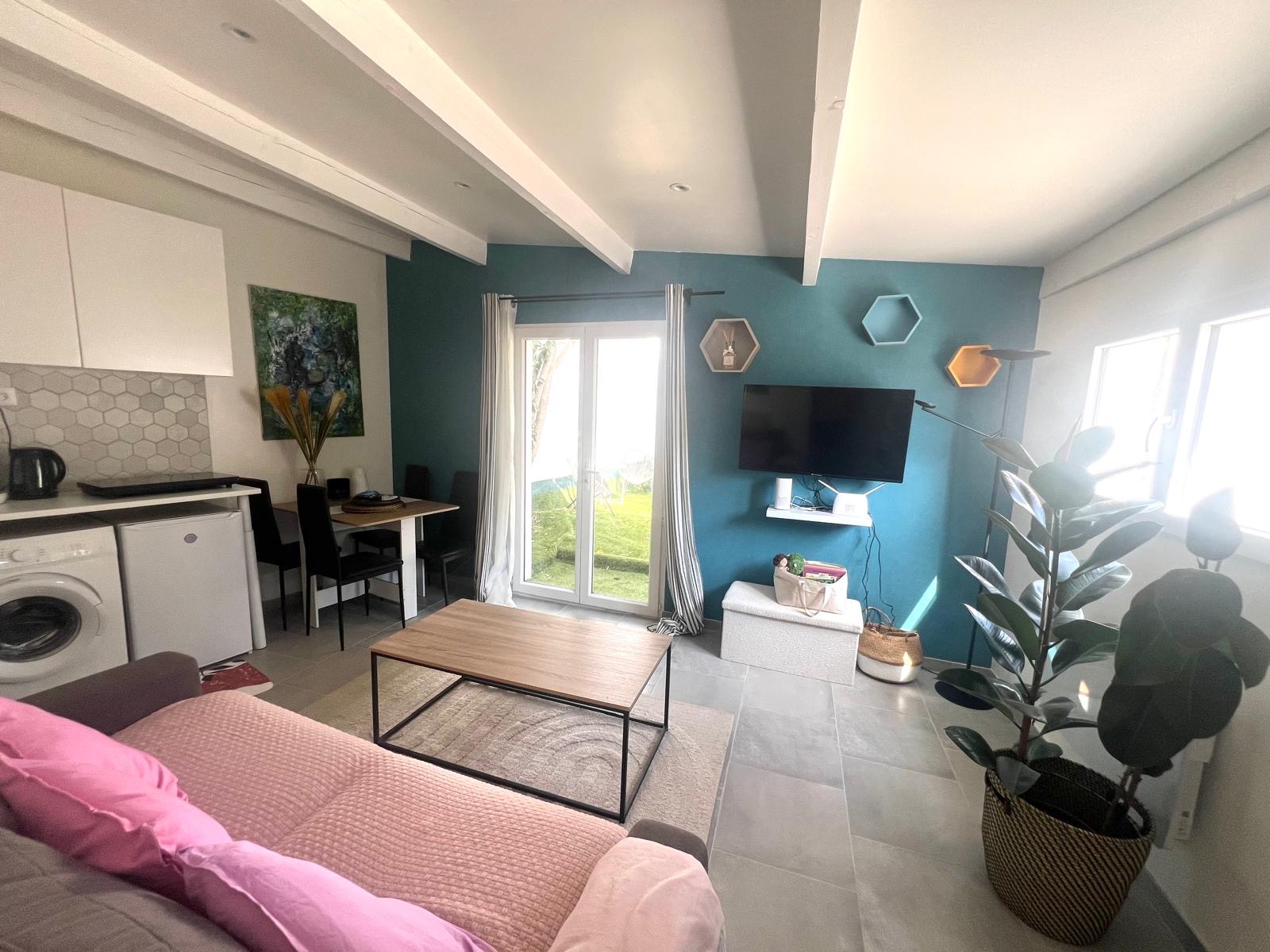 Maison 10 — Studio Bleu Canard